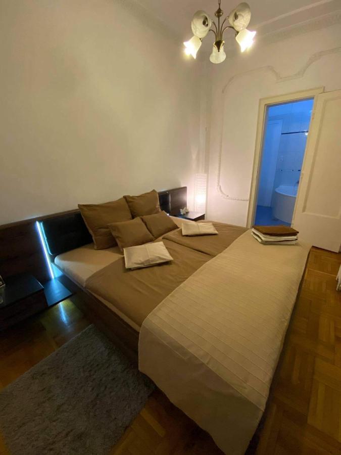 Promenade Guesthouse Near The Danube Budapest Exterior photo